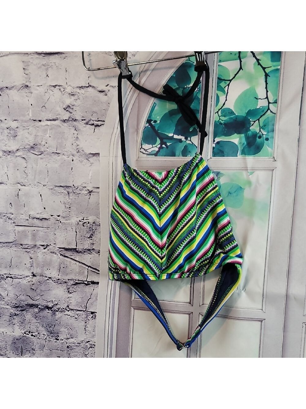 Azur Swim Top Small Nwot